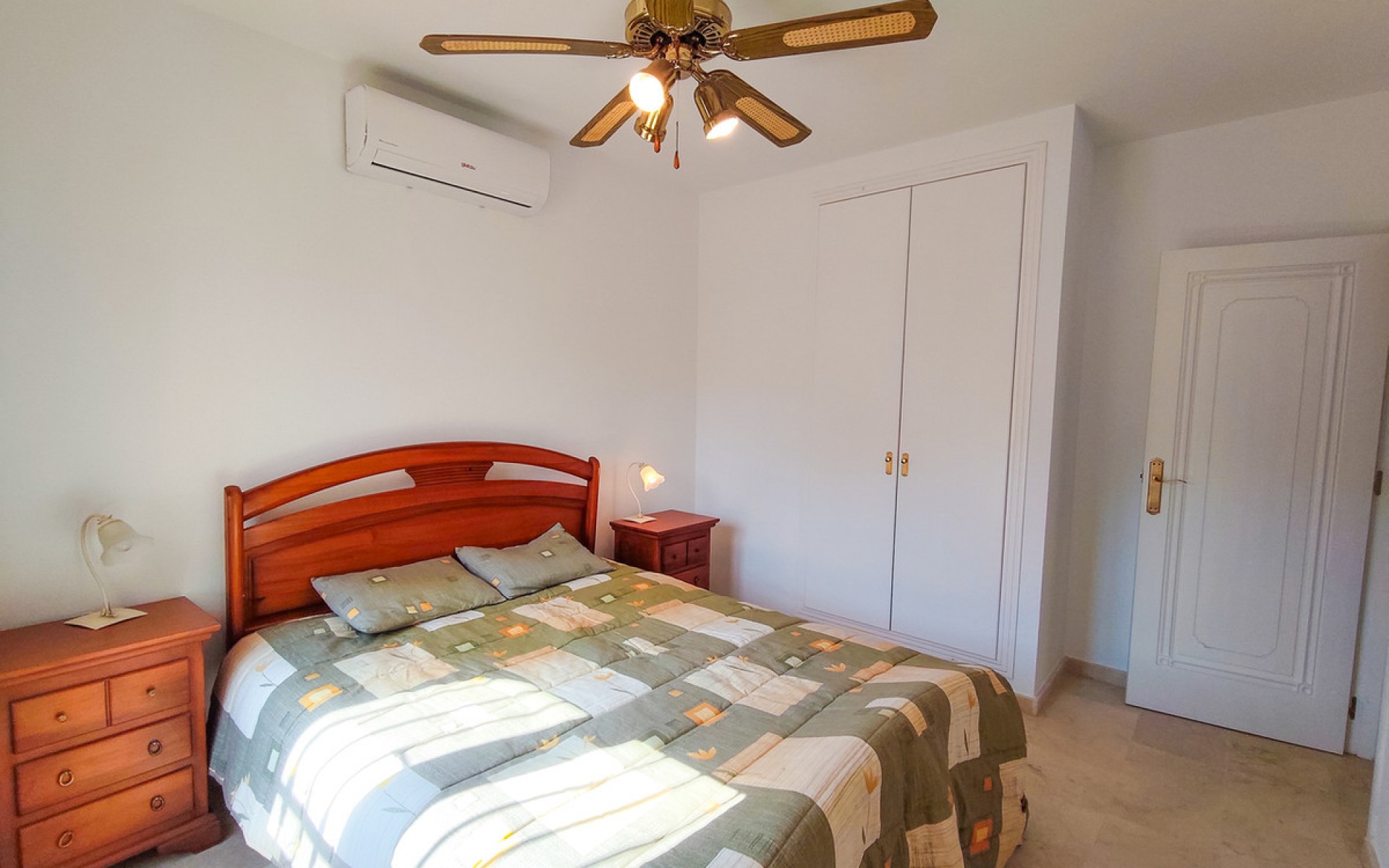A Vendre - Villa - Villamartin