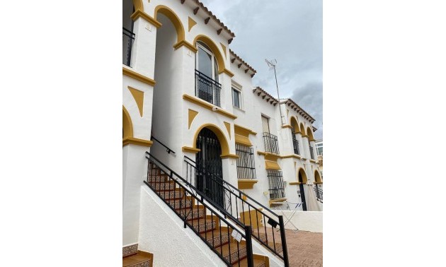 Apartment - Langzeitvermietung - Villamartin - Villamartin