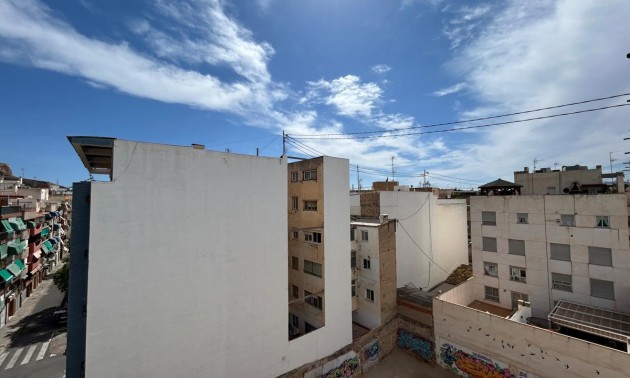 Apartment - Resale - Alicante - Alicante City Centro