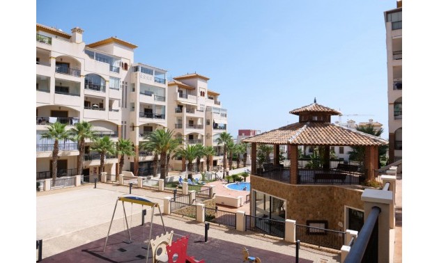 Apartment - Resale - Guardamar Del Segura - Marjal Beach