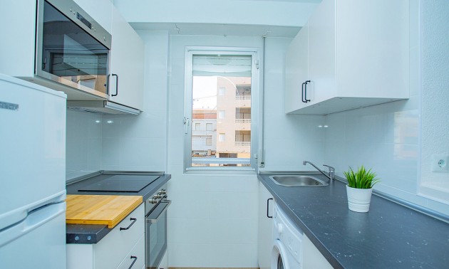 Apartment - Resale - Torrevieja - CSPX-88909