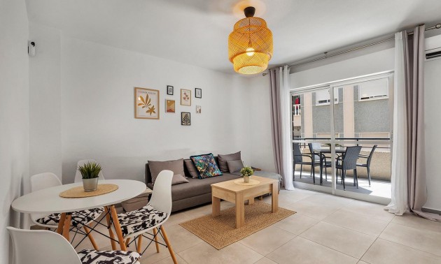 Apartment - Resale - Torrevieja - Playa de los Locos