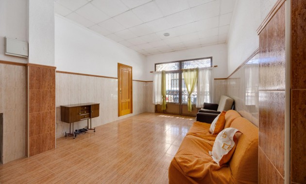 Apartment - Resale - Torrevieja - Playa del Cura