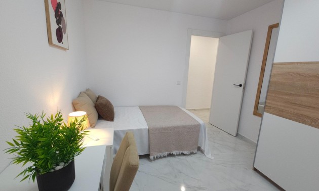 Apartment - Resale - Torrevieja - Torrevieja Centro