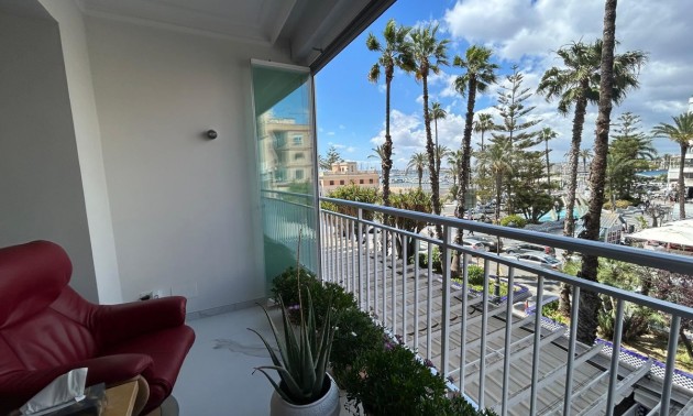 Apartment - Resale - Torrevieja - Torrevieja Centro