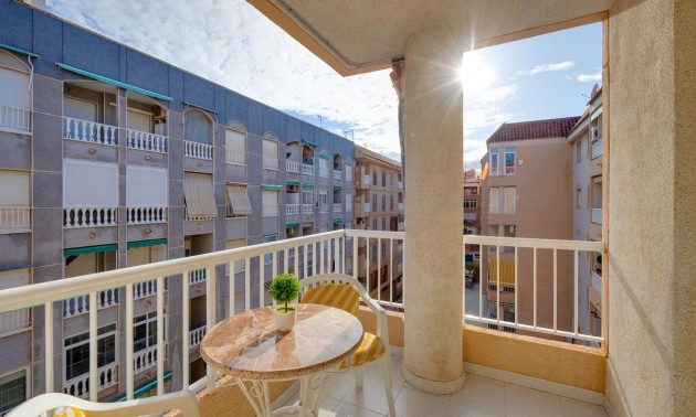 Apartment - Resale - Torrevieja - Torrevieja Centro
