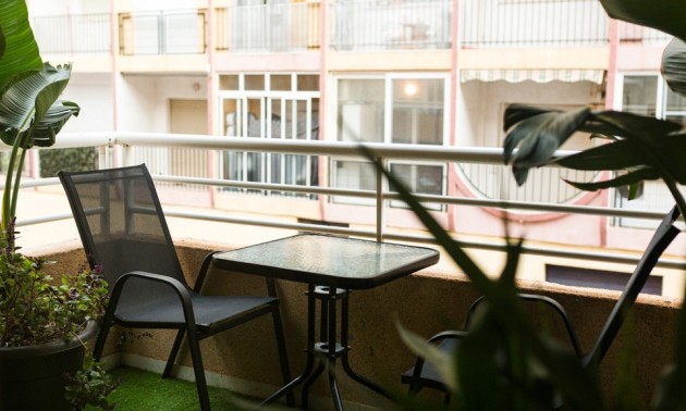 Apartment - Resale - Torrevieja - Torrevieja Centro