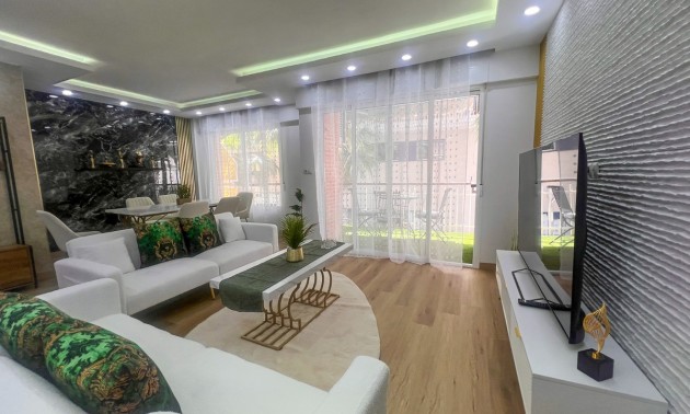 Apartment - Resale - Torrevieja - Torrevieja Centro