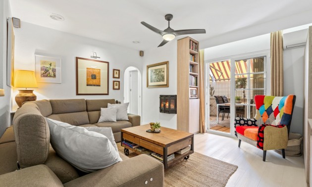 Apartment - Resale - Torrevieja - Torrevieja Centro