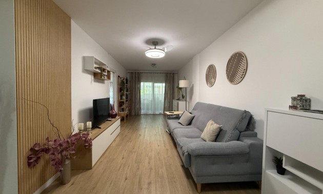 Apartment - Resale - Torrevieja - Torrevieja Centro