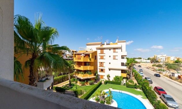 Apartment - Resale - Torrevieja - Torrevieja Centro
