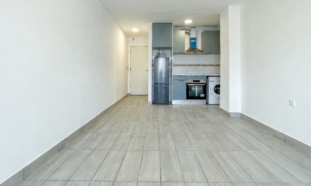 Apartment - Resale - Torrevieja - Torrevieja Centro