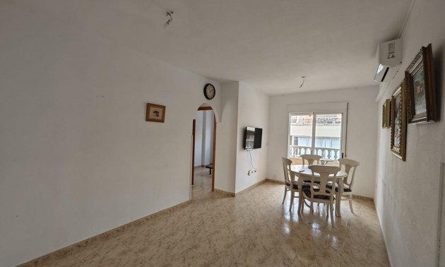 Apartment - Resale - Torrevieja - Torrevieja Centro