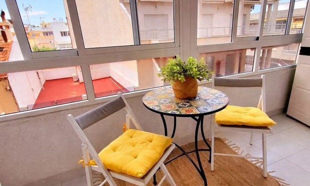 Apartment - Resale - Torrevieja - Torrevieja Centro