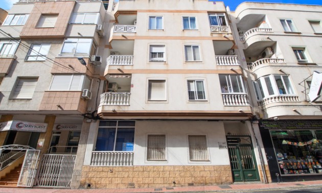 Apartment - Resale - Torrevieja - Torrevieja Centro