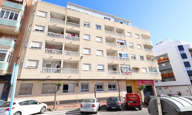 Apartment - Resale - Torrevieja - Torrevieja