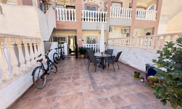 Apartment - Resale - Villamartin - Villamartin