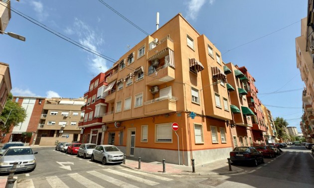 Apartment - zum Verkauf - Alicante - Alicante Centro