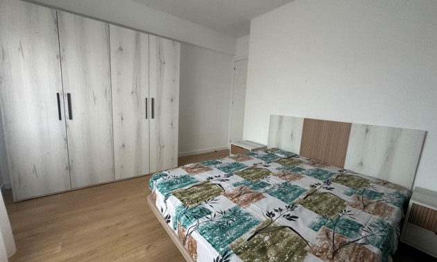 Apartment - zum Verkauf - Alicante - Alicante Centro