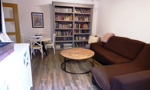 Apartment - zum Verkauf - Alicante - Alicante Centro