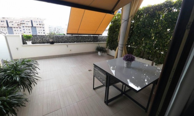 Apartment - zum Verkauf - Alicante - Alicante Centro