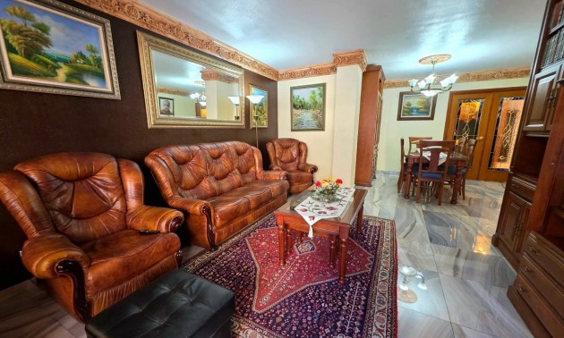 Apartment - zum Verkauf - Alicante - Alicante Centro