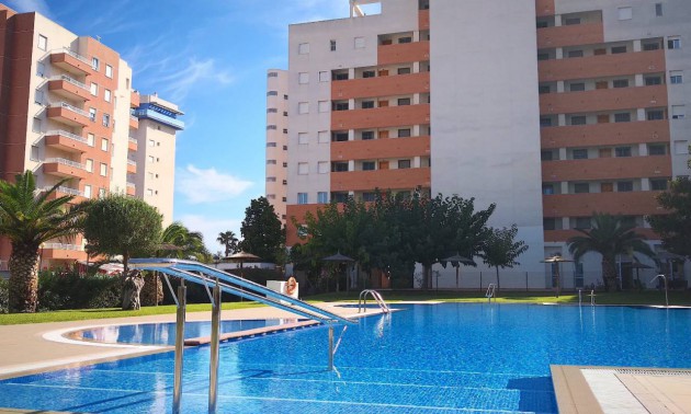 Apartment - zum Verkauf - Guardamar Del Segura - Puerto