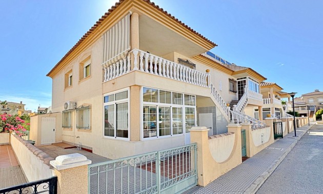 Apartment - zum Verkauf - La Zenia - La Zenia