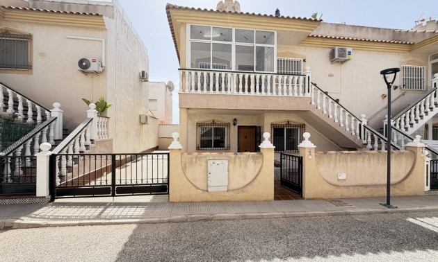 Apartment - zum Verkauf - La Zenia - La Zenia