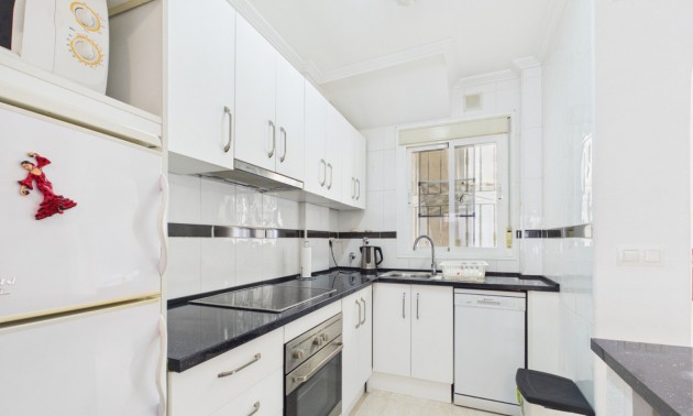 Apartment - zum Verkauf - Los Alcazares - Los Alcazares Centro