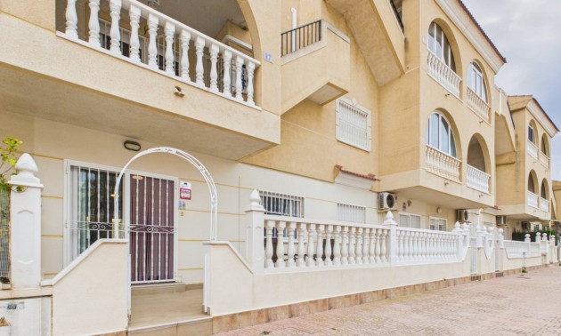 Apartment - zum Verkauf - Los Alcazares - Los Alcazares Centro