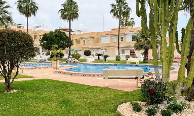 Apartment - zum Verkauf - Los Alcazares - Los Alcazares Centro