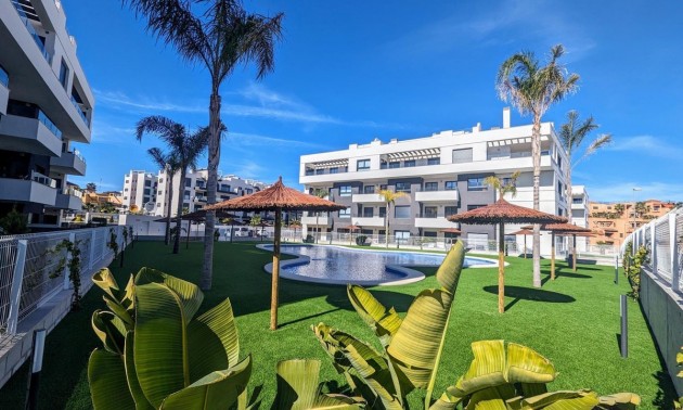 Apartment - zum Verkauf - Orihuela - Orihuela Costa