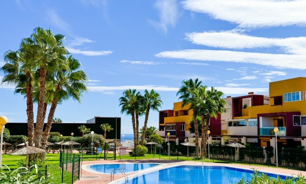 Apartment - zum Verkauf - Orihuela - Playa Flamenca