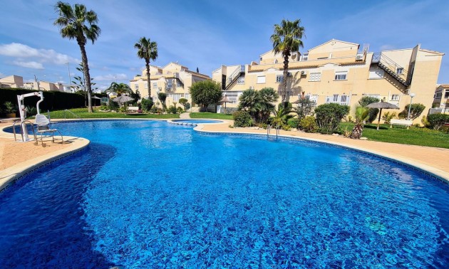 Apartment - zum Verkauf - Orihuela - Playa Flamenca