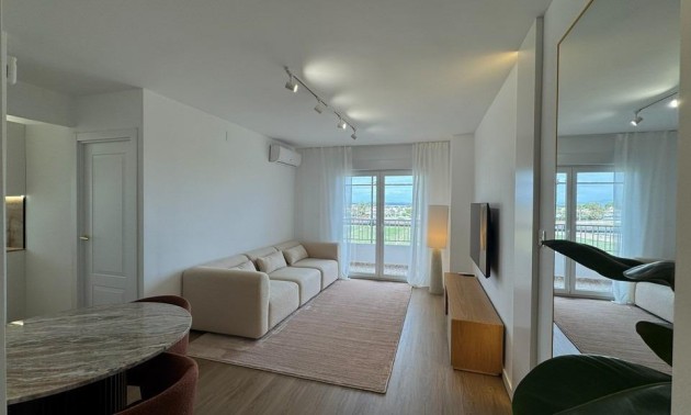 Apartment - zum Verkauf - Orihuela - Punta Prima