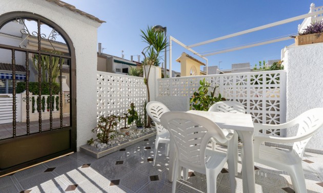 Apartment - zum Verkauf - Pilar de la Horadada - Pilar de la Horadada Centro