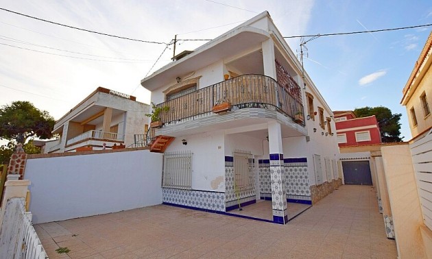 Apartment - zum Verkauf - Pilar de la Horadada - Torre de la Horadada