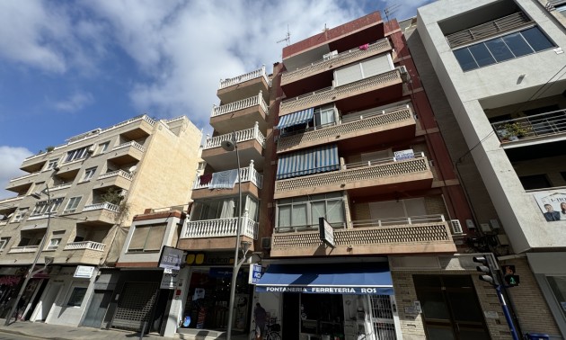 Apartment - zum Verkauf - Torrevieja - CSPD-68929