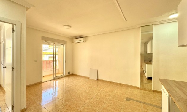 Apartment - zum Verkauf - Torrevieja - CSPX-50352