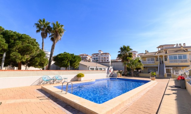 Apartment - zum Verkauf - Torrevieja - La Mata