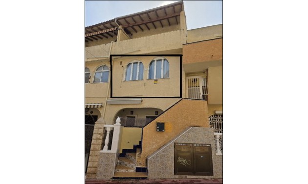 Apartment - zum Verkauf - Torrevieja - La Mata