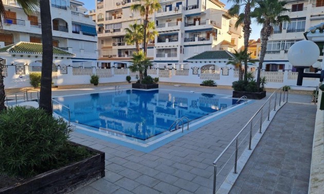 Apartment - zum Verkauf - Torrevieja - La Mata