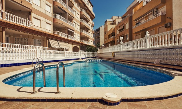 Apartment - zum Verkauf - Torrevieja - La Mata