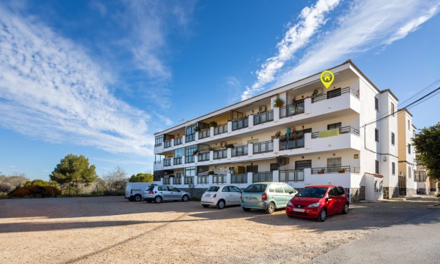 Apartment - zum Verkauf - Torrevieja - La Siesta