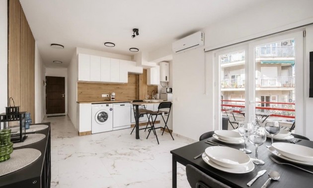 Apartment - zum Verkauf - Torrevieja - Playa del Cura
