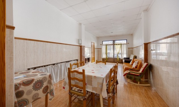 Apartment - zum Verkauf - Torrevieja - Playa del Cura