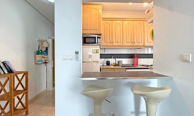 Apartment - zum Verkauf - Torrevieja - Torrevieja Centro