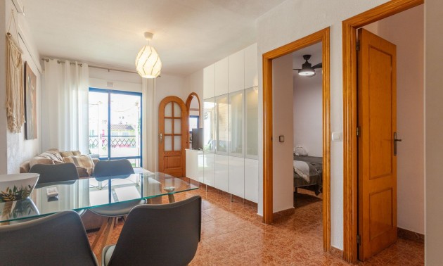 Apartment - zum Verkauf - Torrevieja - Torrevieja Centro