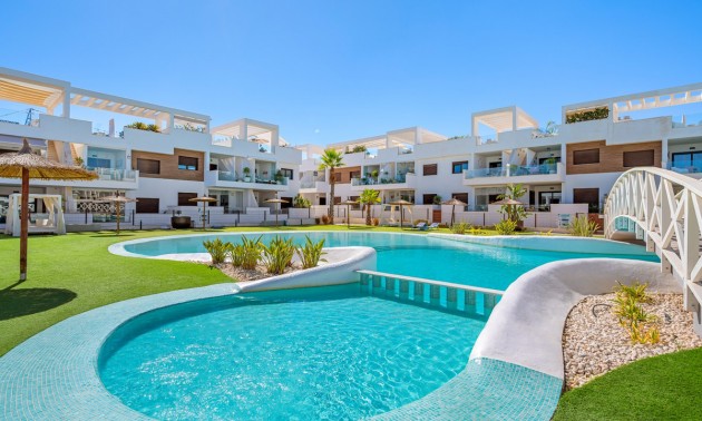 Apartment - zum Verkauf - Torrevieja - Torrevieja Centro